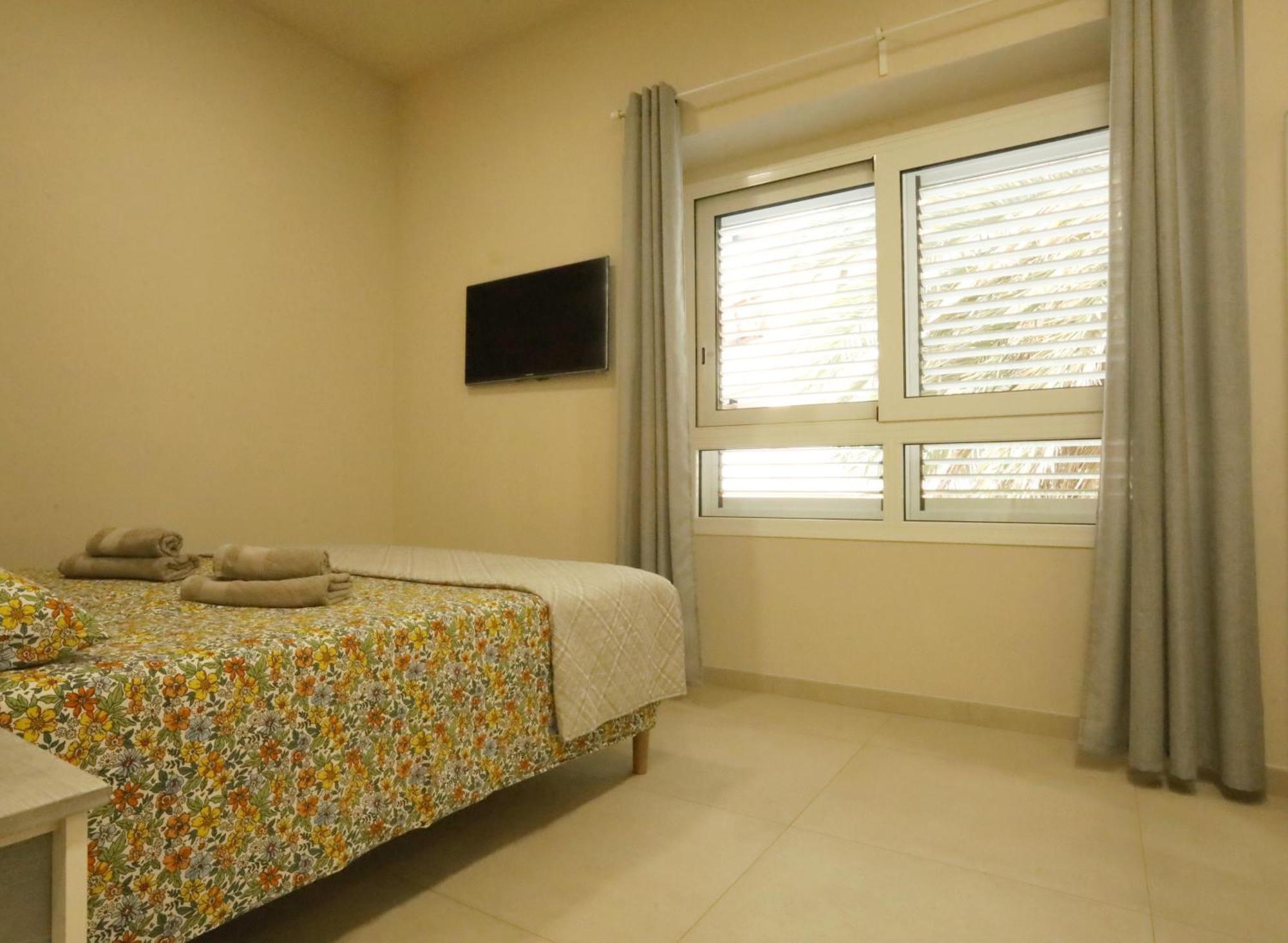 Boedo Apartments Cagliari Oda fotoğraf