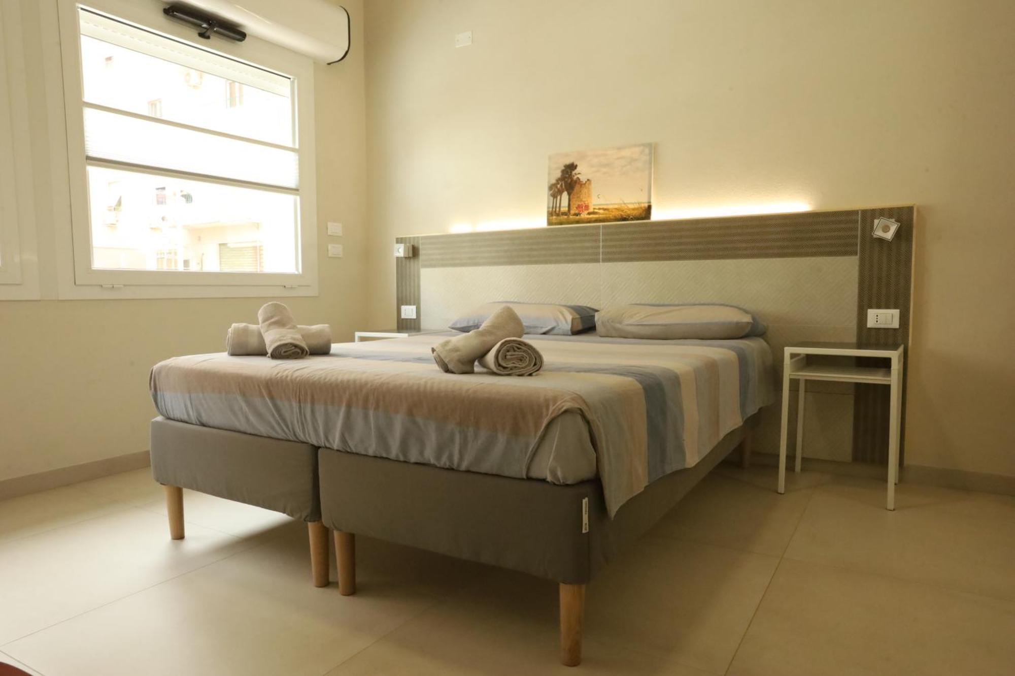Boedo Apartments Cagliari Oda fotoğraf